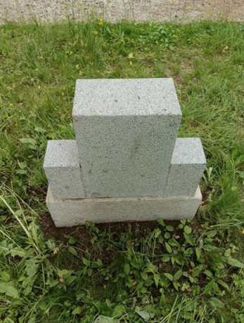 011
