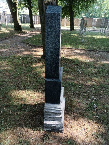 020