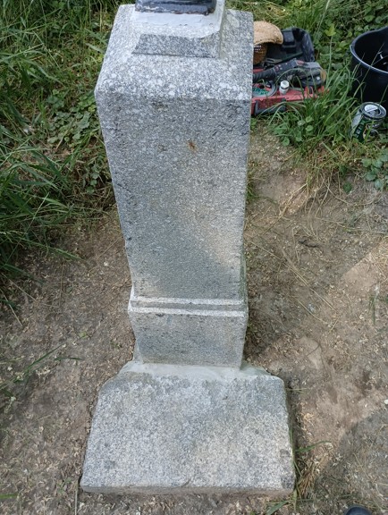 137
