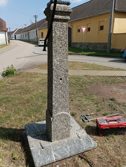 115