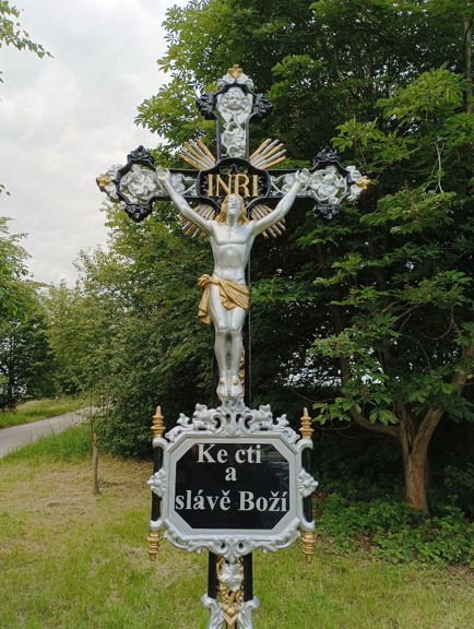 137